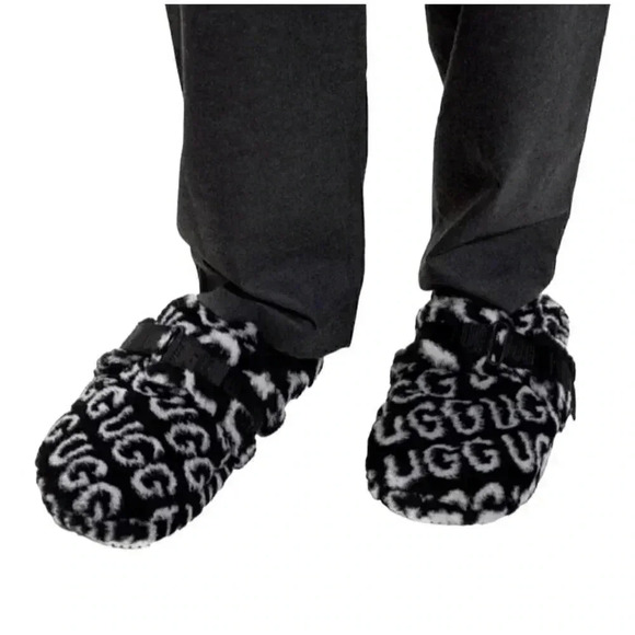 UGG 1118150 Men 12 Soft Fluff It Pop Slides Slip On Casual Slippers Black NEW - Picture 1 of 8